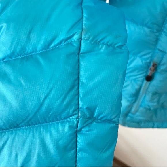 L.L. Bean Ultralight 850 Down Aqua Puffer Hooded Jacket Coat Women’s Medium Reg - Picture 8 of 13